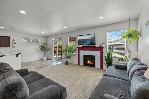 2546 NW Glen Oak Avenue Redmond OR 97756