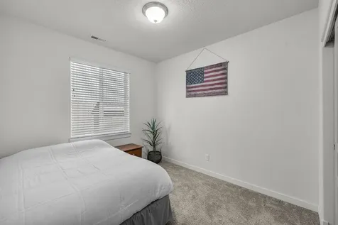 2546 NW Glen Oak Avenue Redmond OR 97756
