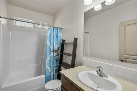 2546 NW Glen Oak Avenue Redmond OR 97756