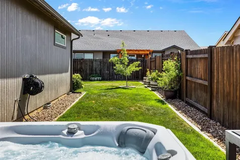 2546 NW Glen Oak Avenue Redmond OR 97756