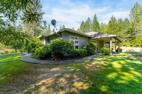 330 Brookstone Hills Drive Grants Pass OR 97526