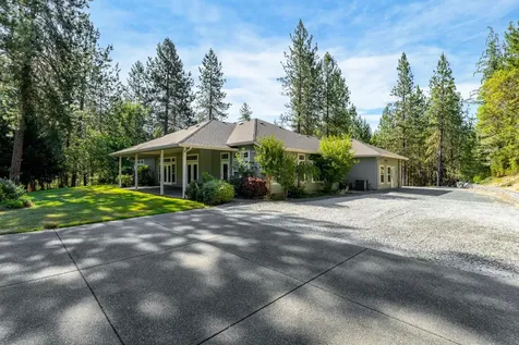 330 Brookstone Hills Drive Grants Pass OR 97526
