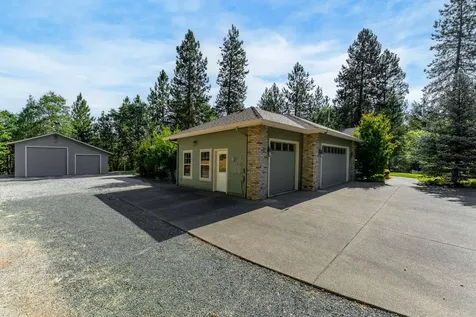 330 Brookstone Hills Drive Grants Pass OR 97526