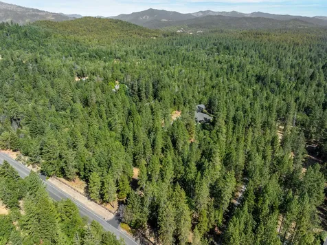 330 Brookstone Hills Drive Grants Pass OR 97526