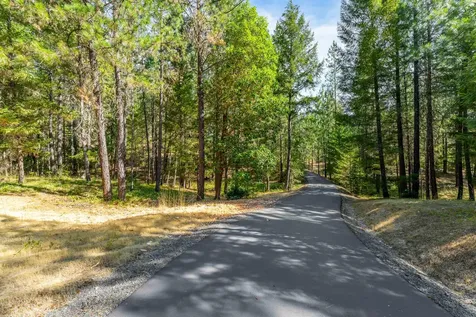 330 Brookstone Hills Drive Grants Pass OR 97526