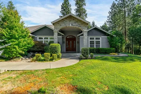 330 Brookstone Hills Drive Grants Pass OR 97526