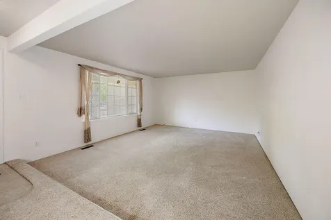 160 Centennial Circle Central Point OR 97502