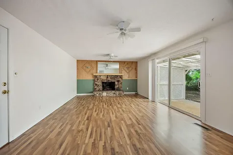 160 Centennial Circle Central Point OR 97502