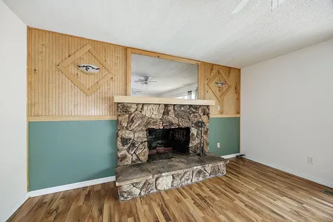160 Centennial Circle Central Point OR 97502