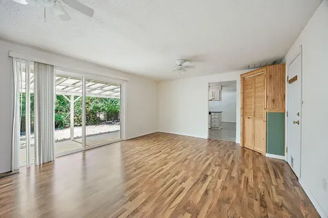 160 Centennial Circle Central Point OR 97502