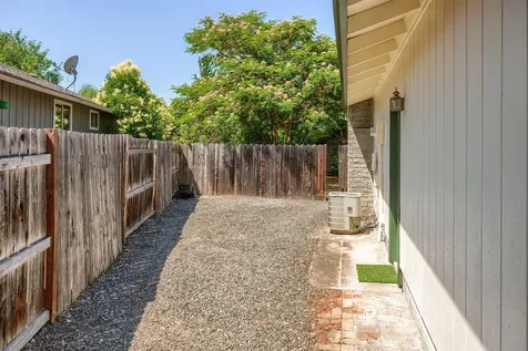 160 Centennial Circle Central Point OR 97502