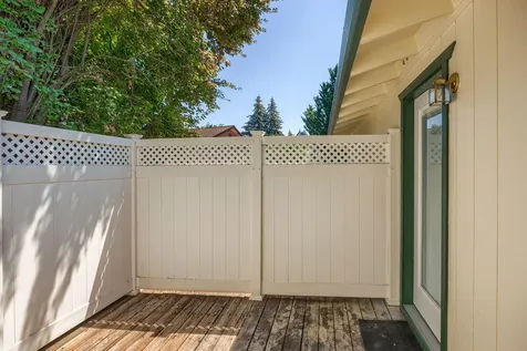 160 Centennial Circle Central Point OR 97502