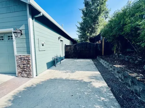 1139 Michael Lane Eagle Point OR 97524