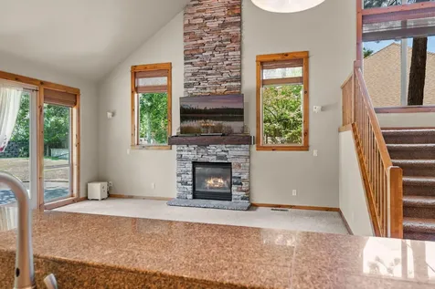 60808 Goldenwood Loop Bend OR 97702