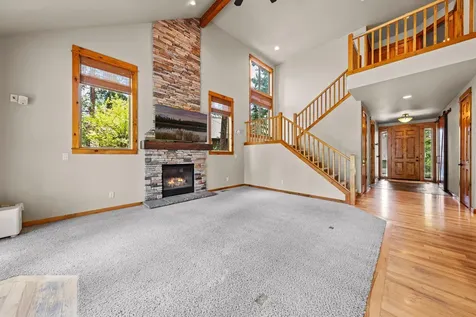 60808 Goldenwood Loop Bend OR 97702