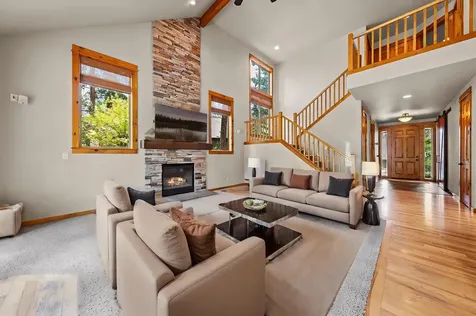 60808 Goldenwood Loop Bend OR 97702