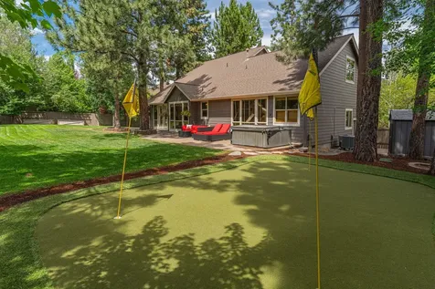 60808 Goldenwood Loop Bend OR 97702