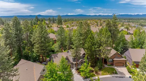 60808 Goldenwood Loop Bend OR 97702