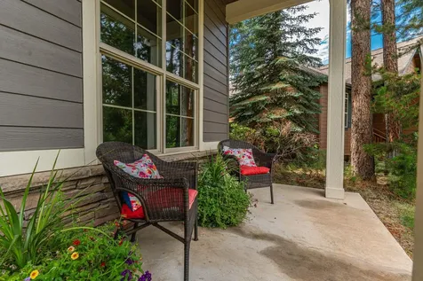60808 Goldenwood Loop Bend OR 97702
