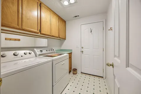 175 Vintage Circle Jacksonville OR 97530