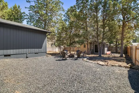 824 SE 6th Street Bend OR 97702