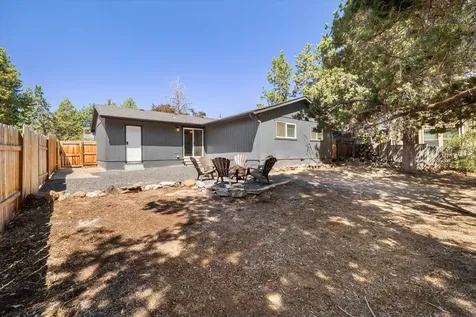 824 SE 6th Street Bend OR 97702
