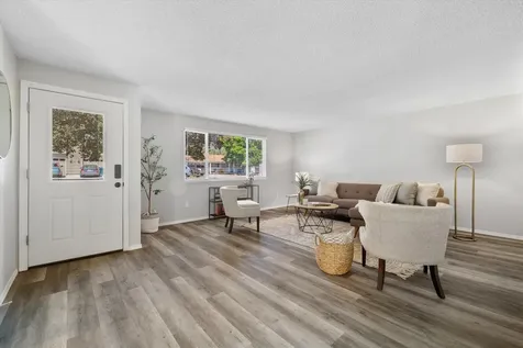824 SE 6th Street Bend OR 97702