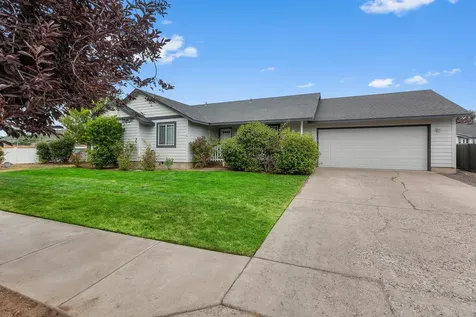 2412 NE Jackalope Court Prineville OR 97754