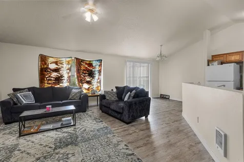 2412 NE Jackalope Court Prineville OR 97754