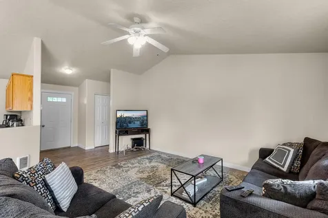 2412 NE Jackalope Court Prineville OR 97754