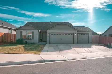 3416 Durst Street Medford OR 97504