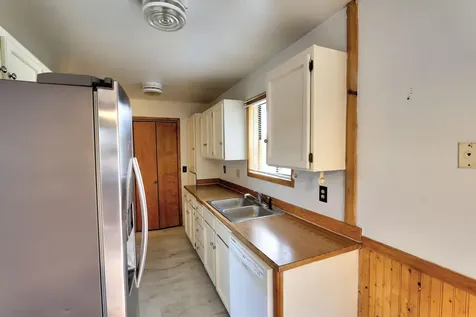 2020 Sargent Avenue Klamath Falls OR 97601