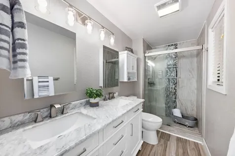 2353 Brentwood Street Medford OR 97504