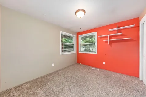 2353 Brentwood Street Medford OR 97504