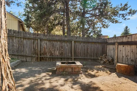 1630 NE Cackler Lane Bend OR 97701