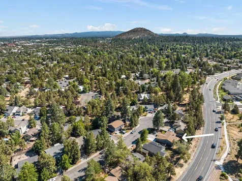 1630 NE Cackler Lane Bend OR 97701
