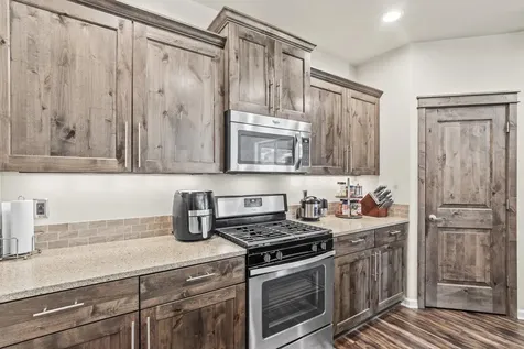 1633 Palermo Street Medford OR 97504