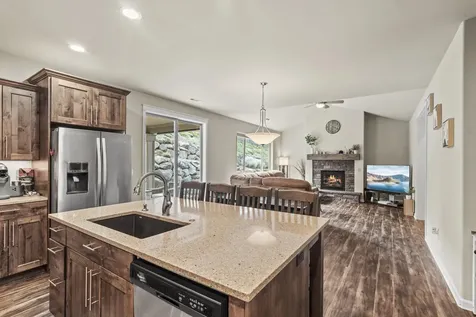 1633 Palermo Street Medford OR 97504