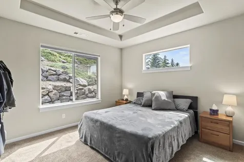 1633 Palermo Street Medford OR 97504