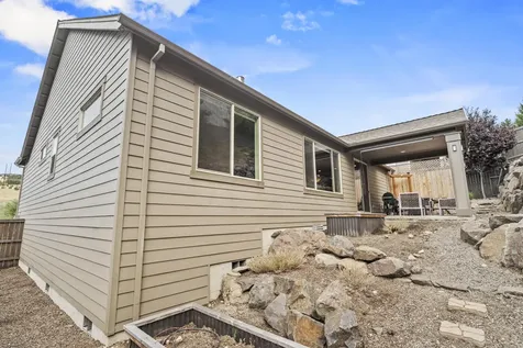 1633 Palermo Street Medford OR 97504