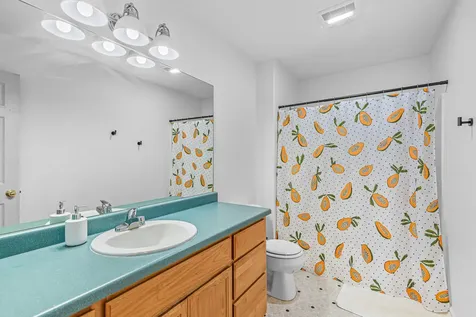 2627 Parkwood Village Lane Central Point OR 97502