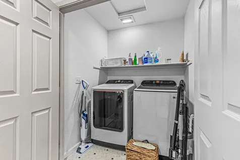 2627 Parkwood Village Lane Central Point OR 97502