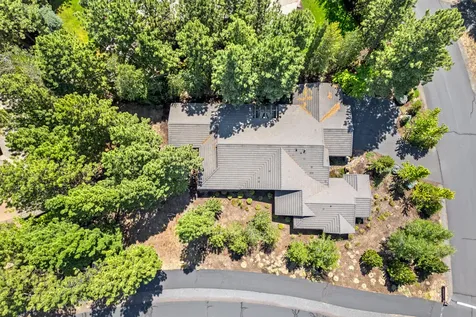 19316 Soda Springs Drive Bend OR 97702