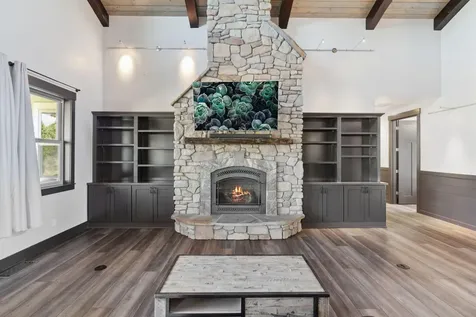 60121 Sweetgrass Lane Bend OR 97702