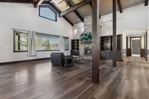60121 Sweetgrass Lane Bend OR 97702