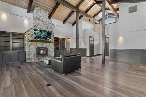 60121 Sweetgrass Lane Bend OR 97702