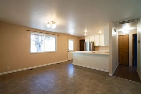 60121 Sweetgrass Lane Bend OR 97702