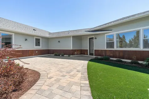 60121 Sweetgrass Lane Bend OR 97702