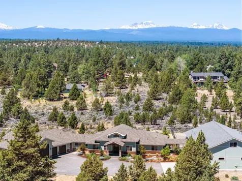 60121 Sweetgrass Lane Bend OR 97702