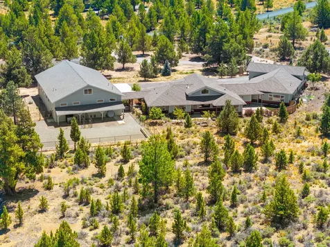 60121 Sweetgrass Lane Bend OR 97702
